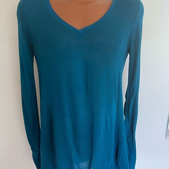 a.n.a Teal-Long Sleeve Top Size M - Picture 2 of 5